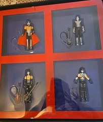 Kiss Love Gun 3 3/4″ Deluxe Exclusive Limited Editon Box Set Action Figures SDCC