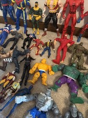 Lot Of 45 Vintage 90s Action Figures Kenner Hulk, Marvel, X-Men, And More
