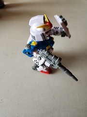 2x SD Gundam Force Superior Defenders CAPTAIN GUNDAM Action Figure & another