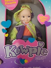 Freckles – 1993 Kewpie Secret Hearts 8” Poseable Doll by Rose Art – 012624JET