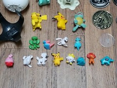 Pokemon Mini Figures 30 Pc Lot Miniature Figures Coins Pokeball Pokemon