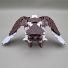 Transformers WFC: Kingdom Deluxe Class Maximal Skywarp Battle Across Time