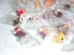 Mixed Lot of 23 2007 Nintendo Mini Figures Super Mario Bros Toy 1.5″ New In Pacs