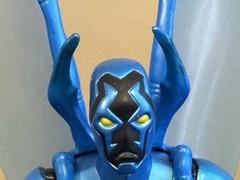 DC UNIVERSE CLASSICS DCUC BLUE BEETLE WAVE 13 FIGURE TRIGON WAVE 2009 Used