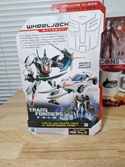 Transformers Prime Robots In Disguise Deluxe Class Autobot Wheeljack Figure New