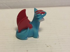 2004 Pokemon Finger Puppet Salamence Figure Catch Them All Nintendo Bandai