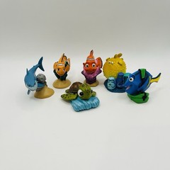 Disney Store Finding Nemo Dory Figure Play Set 6-Pc PVC Cake Topper