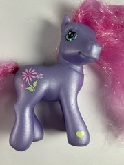 My Little Pony G3 PETAL BLOSSOM 2002 Hasbro Long Styled Pink Tinsel Hair MLP