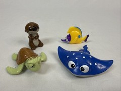 Disney Pixar Finding Nemo / Finding Dory Figures Lot of 16 Mini Figures