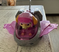 PAW Patrol Skye’s Rescue Jet with Extendable Wings Play Vehicle & Skye