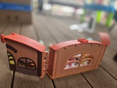 Bluey School Playset w/ Figures And Accessories, The Terriers, Chloe, Rusty, Etc