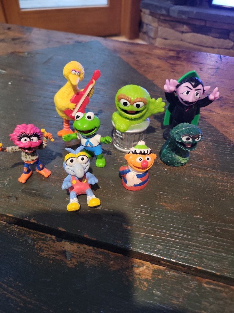 Vintage Lot Of Muppets Figures Kermit Count Gonzo Misc Toys