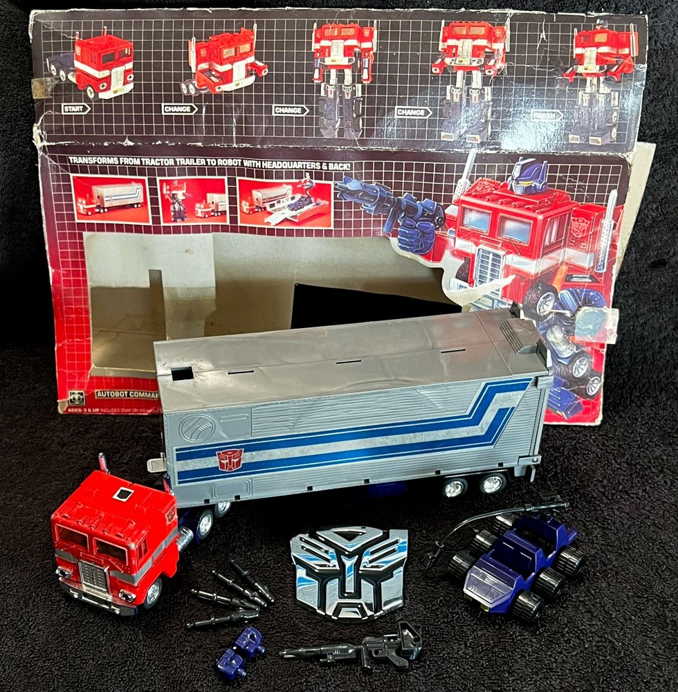 G1 1984 OPTIMUS PRIME • T4 STAMP COMPLETE w/BOX ART • VINTAGE G1 TRANSFORMERS