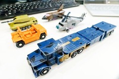 TRANSFORM G1 Reissue Multiforce Bruticus Brand New NO Box Free Shipping