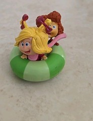Dr Seuss The Grinch Cindy Lou Groopert Snowtube Toy Snowtube Only Figure