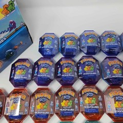 LOT Fisch Display Retail Box w/ 33 Microfigures Random Mystery Figure & DLC NEW