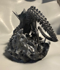 Darth Vader vs Alien Queen Diorama 10″ Display Model Statue Sci-Fi Fan Art