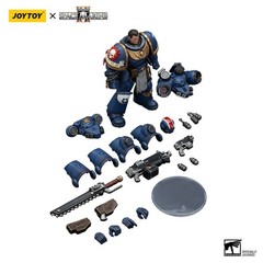 1PCS JOYTOY Warhammer 40K 1/18 Action Figure Ultramarines Titus Guilliman Model