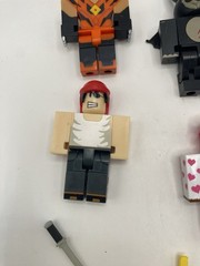 Roblox ROB0363 Series 6 From The Vault 11 Assassin Set Action Figure As Shown