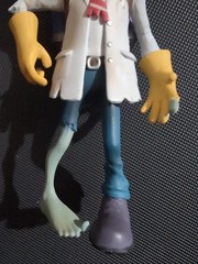 Plants vs. Zombies Garden Warfare Diamond Select Zombie Scientist Incomplete