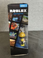 Roblox Series 3 Tower Heroes: Demolitionist 3-Inch Deluxe Pack