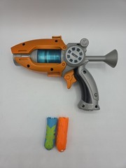 Slugterra Eli’s Entry Blaster Defender Mark 1 Orange Gray Toy Cosplay Gun Slug