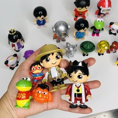 25 pcs Assort of Ryan World Mini Action Figure Gus Gator Bonkers Toy King Queen