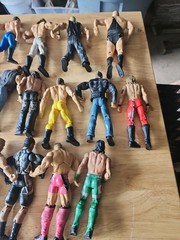 Huge Lot Of Used Wrestlers Mix Years! 32 Wrestlers Many Different Years