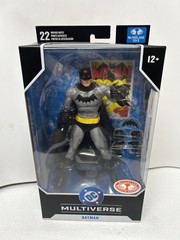 McFarlane DC Multiverse BATMAN Golden Age RED Platinum CHASE NIB