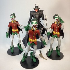 McFarlane DC Multiverse The Batman Who Laughs & Robins of Earth Figure Look