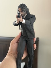 Hot Toys John Wick Chapter 4 1:6 Scale Collectible Figure MMS729B