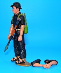 1:18 Ultimate Soldier Vietnam War Viet Cong Jungle Guerrilla Fighter Figure