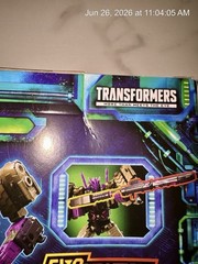 Comic Universe Tarn (Voyager Class) Transformers Legacy Evolution NIB