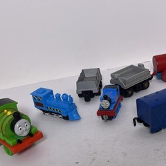 Thomas The Train & Assorted Brands / Sizes – Lot Of 11 Cars And Engines Total