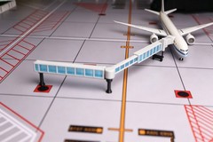 1:400 Retractable Single Boarding Jet Bridge Fits Aircraft Models Within 20cm