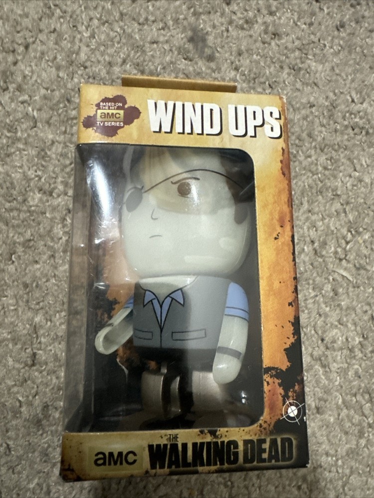 Sealed 2014 AMC’s The Walking Dead Wind Ups GOVERNOR New in Box Bulls I Toy