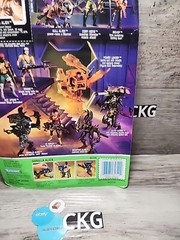 Vintage 1992 Aliens Gorilla Alien W/ Face Hugger & Comic Kenner MOSC