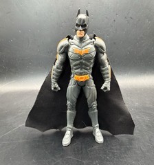 2008 Batman The Dark Knight ELASTO-CUFFS 5.5” BATMAN Action Figure With Cape