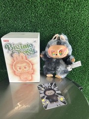 Black Secret Edition Collectable LAb Monster with Rainbow Teeth brand new sealed