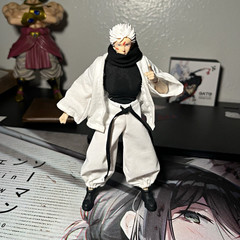 Custom gojo figure romankey body does not come with original head