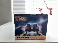 Back to the Future Time Machine 1/16 Scale Die-Cast Replica DeLorean Neca