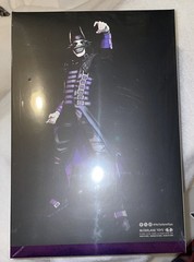 The Batman Who Laughs Black and White Accent Edition Gold Label 7″ Action Figure