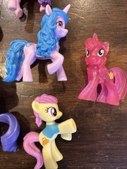 My Little Pony Mini MLP Lot Of 16 ponies Multiple Years And Styles, 1-2 Inch