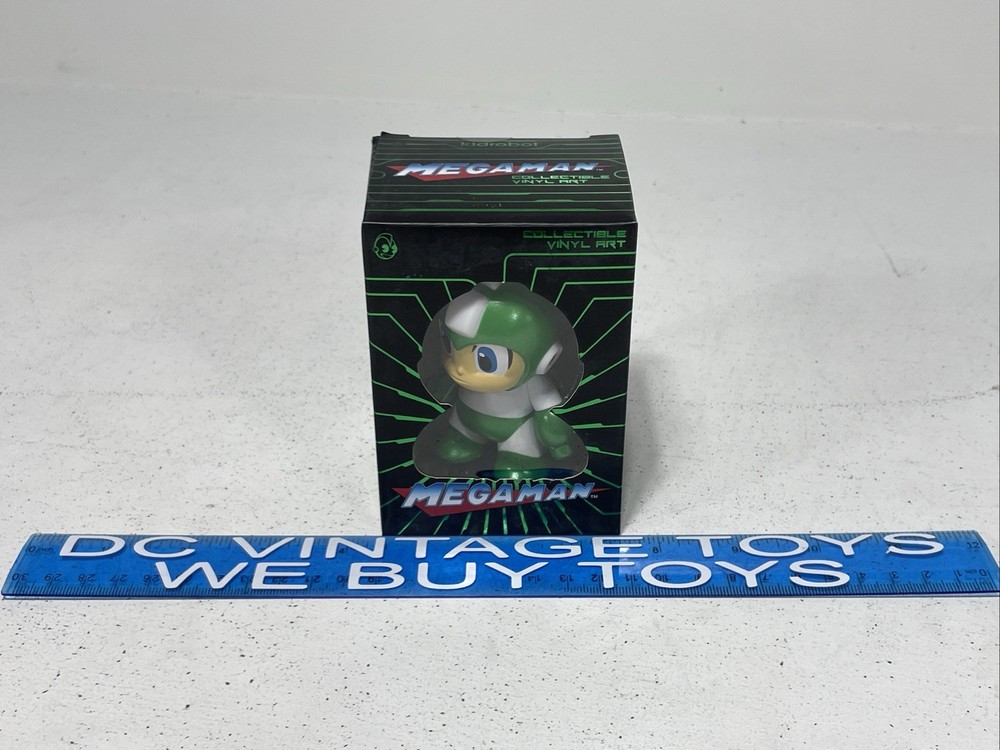 Kidrobot x Mega man 3″ Metallic Green Holiday Exclusive Non-Blind box NEW 🔥