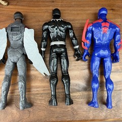 Lot of 11 Super Heroes Figures Mixed 12″