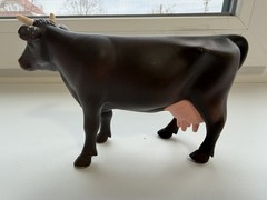 Bruder 1 16 Scale Realistic Cow Toy Figure Multicoloured German Quality 2014