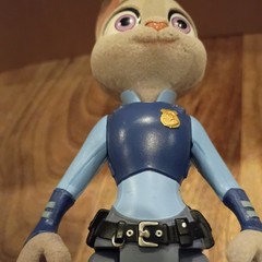 Disney Zootopia Officer Judy And Nick Flocked 9″ Poseable Figure Toys R Us