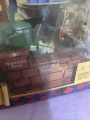 Harry Potter Hogwarts School Deluxe Electronic Playset Mattel 2001 NIB