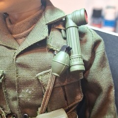Vietnam War Army Action Figure w/ Helmet & Gun Green Brown Black Plastic Fabric