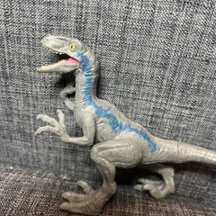 Jurassic World Attack Pack Velociraptor Blue Action 7″ Figure 2017